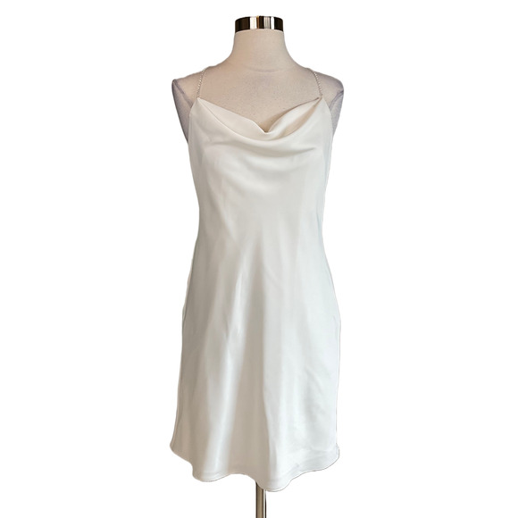 Aidan Mattox Women's Cocktail Dress Size 10 White Satin Backless Mini Shift - Picture 1 of 11
